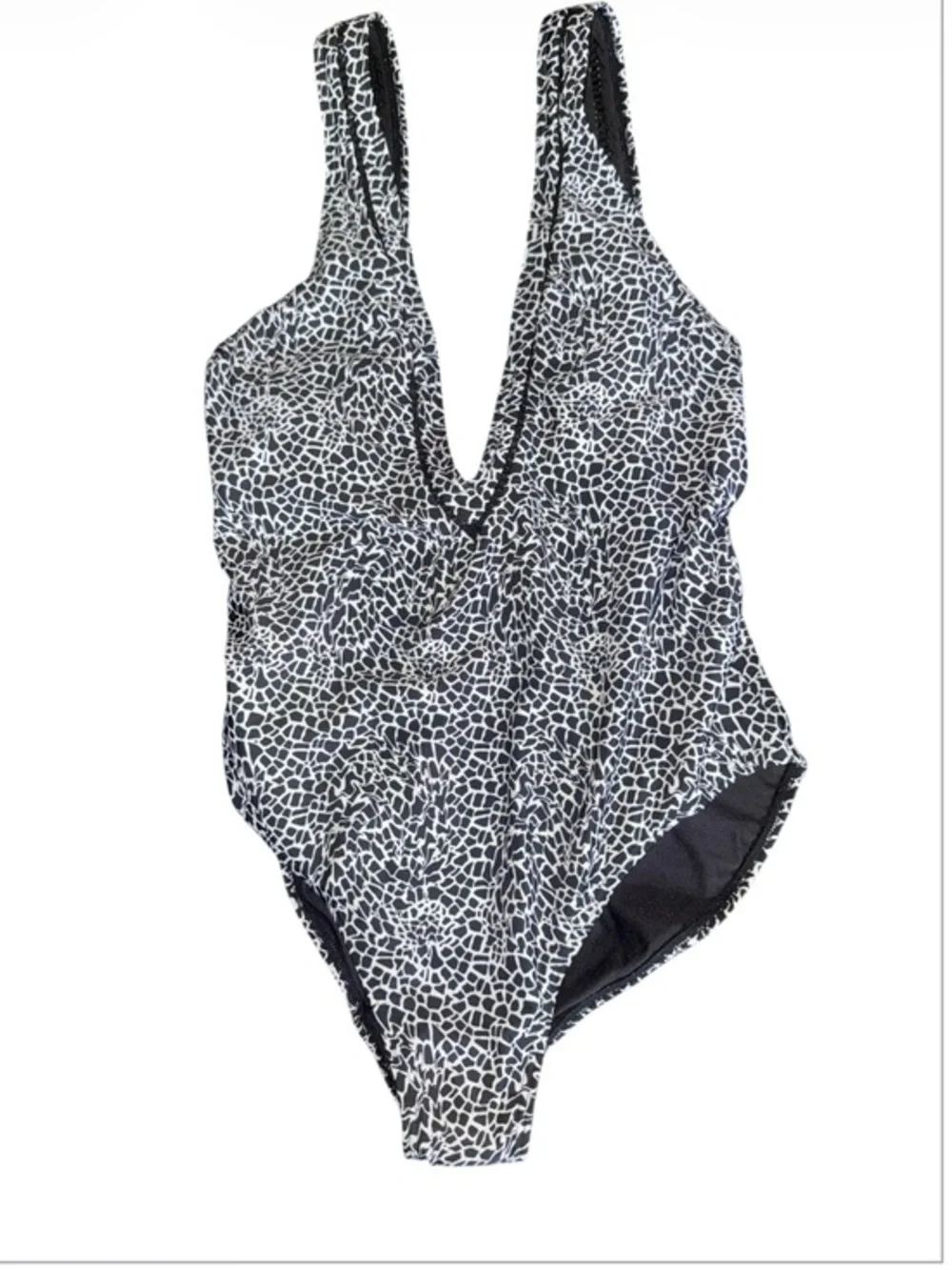 NWT Frederick’s of Hollywood Capri One Piece Swimsuit XL Black White Plunge